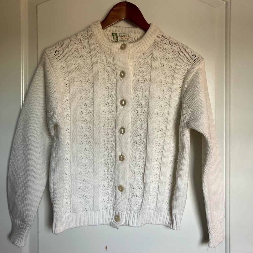 Vintage Laura Ming White Cable Knit Cardigan Sweater Virgin Acrylic Made in HK